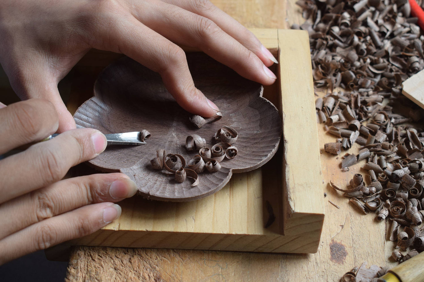Black Walnut Hand-Carved Flower Plate