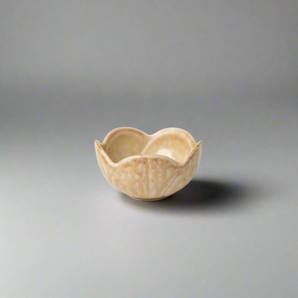 Ume Shape Sauce Dish