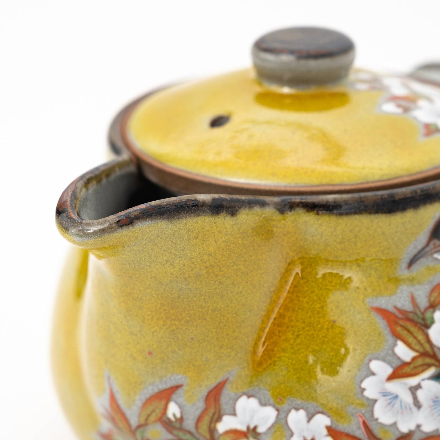 Handmade Kutani Yoshidaya Cherry Bird Teapot