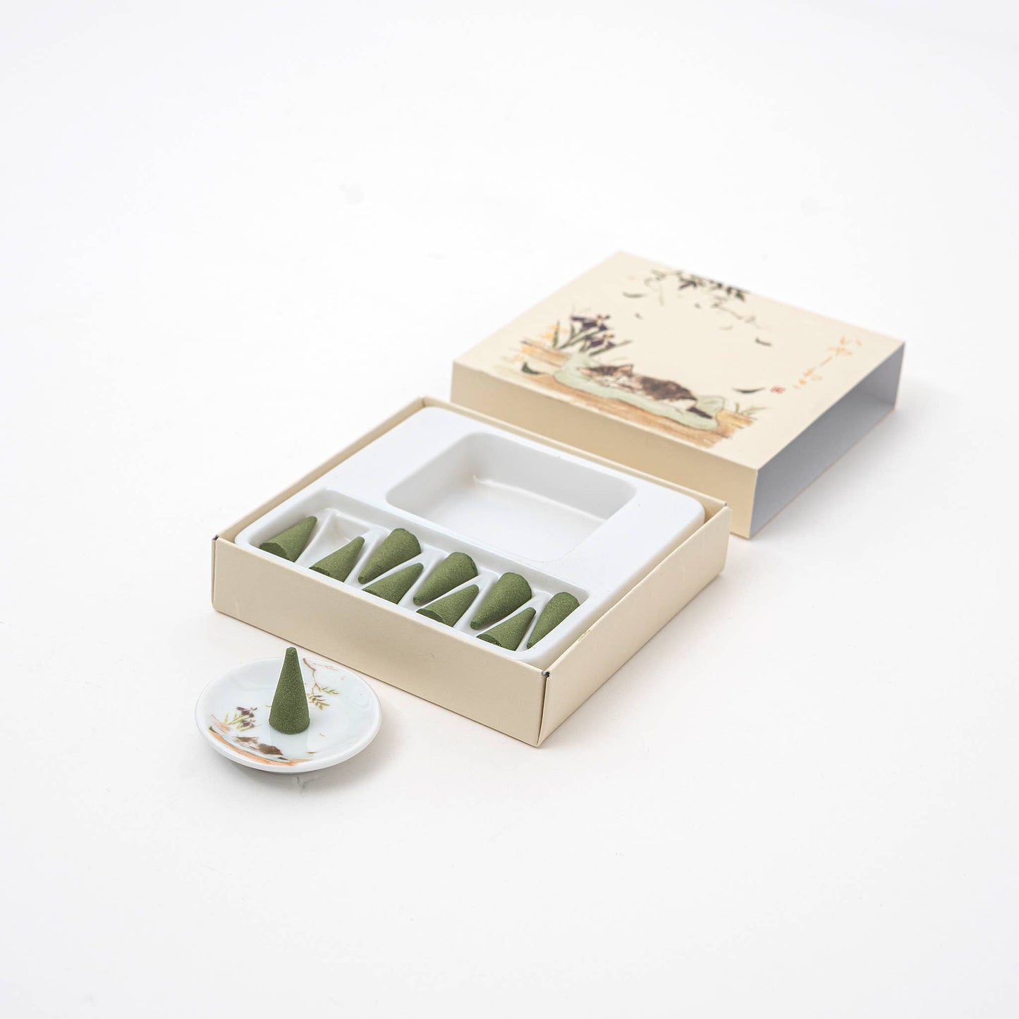 Kousaido Iyashi Neko Incense Cone Set With Ceramic Dish: Sakura
