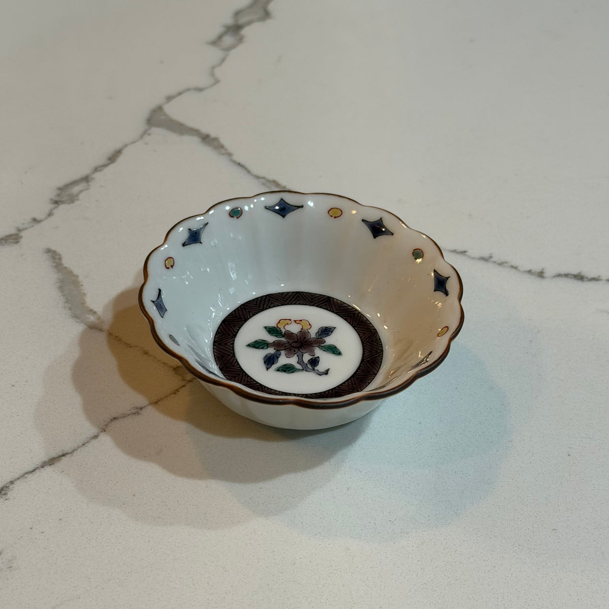 Dainty Violet Dish