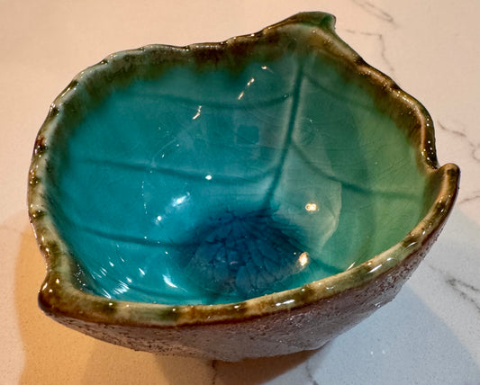 Baby Leaf Serving Bowl