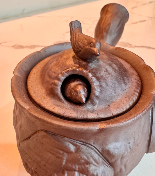 Peekaboo Birdie Teapot
